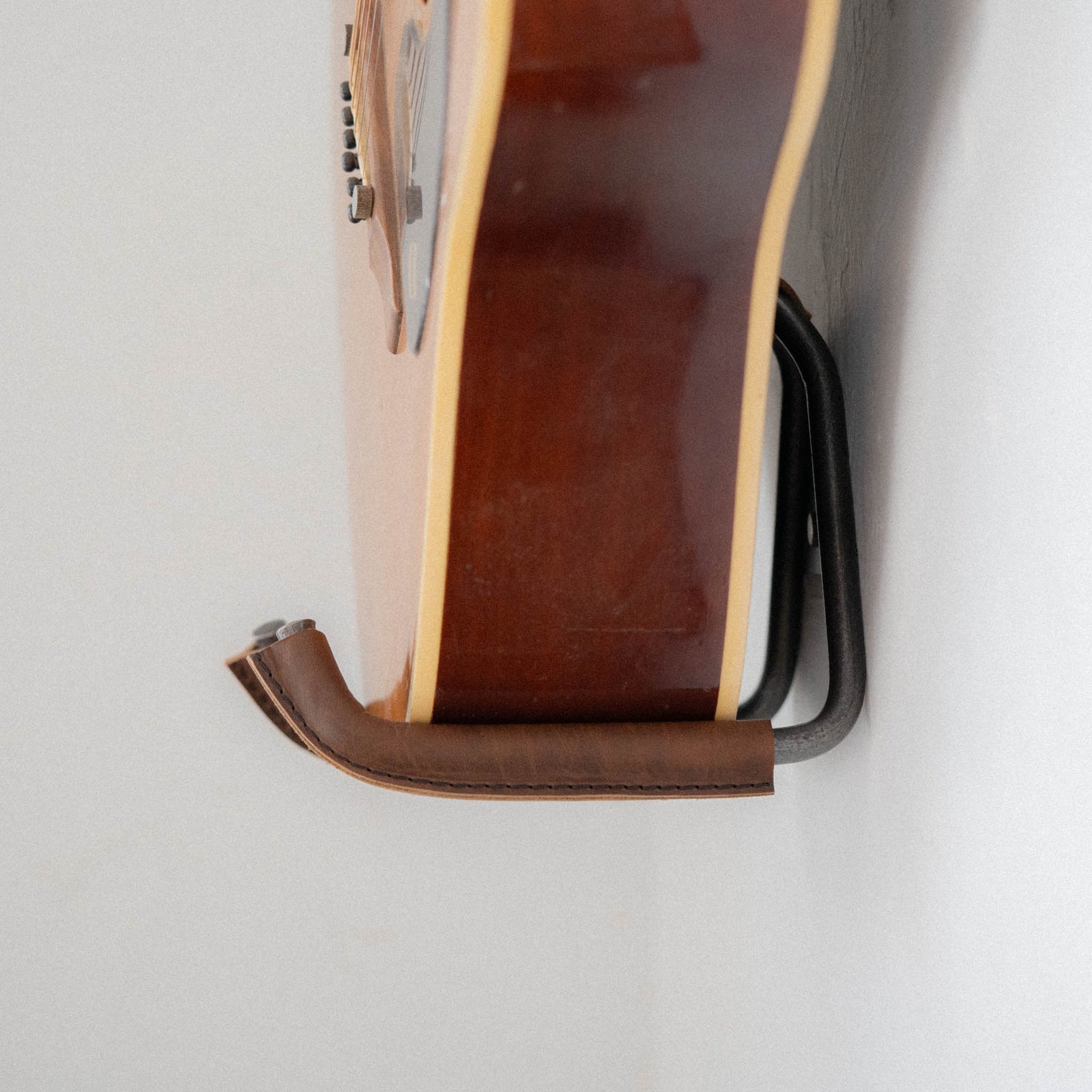 Horizontal Guitar Mount