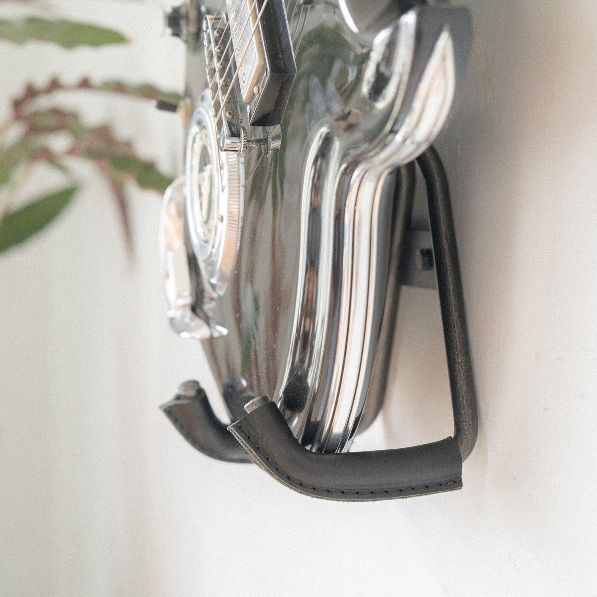 Horizontal Guitar Mount