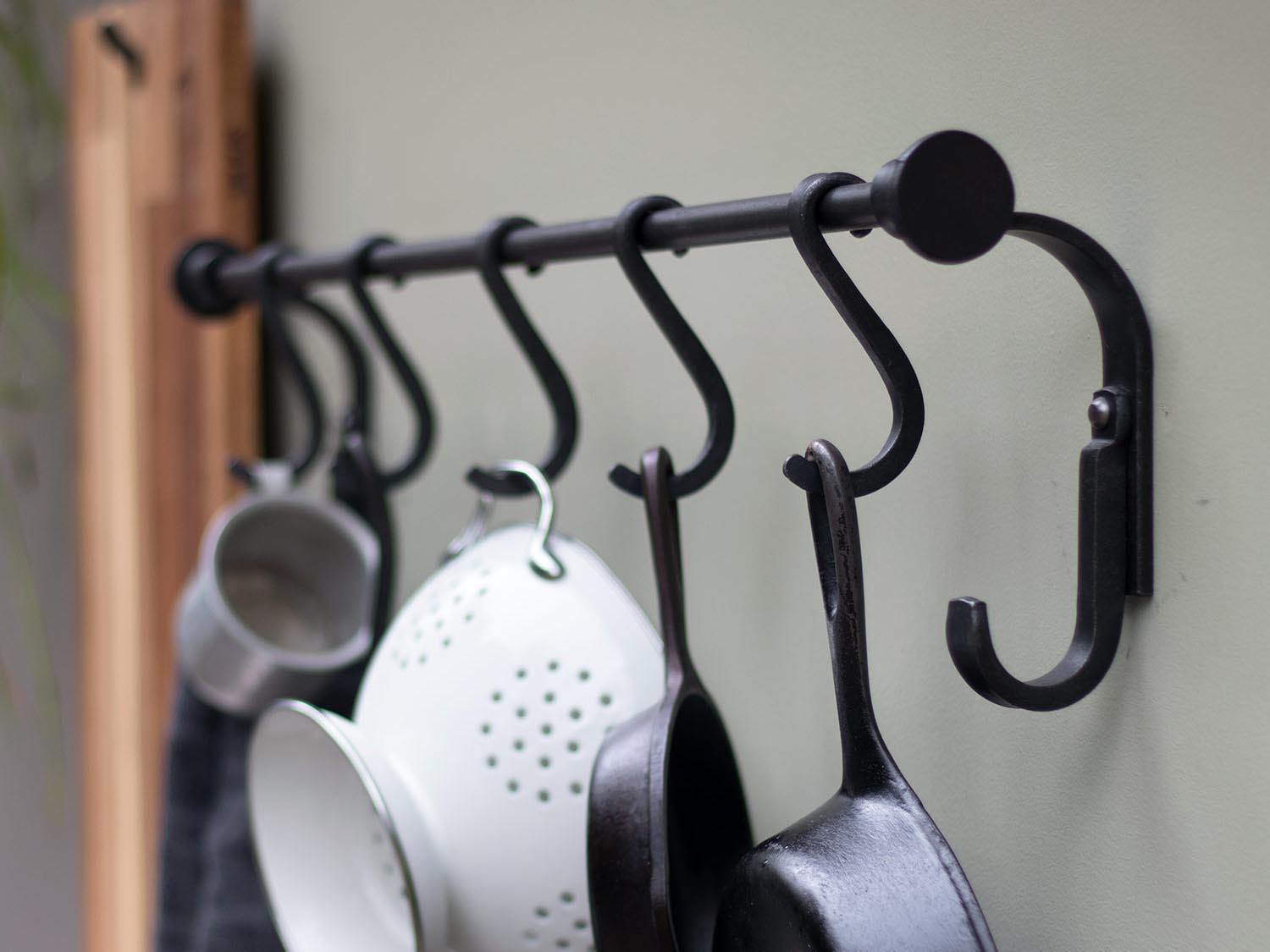 Wall Mount Pot Rack, Low Profile for Cast Iron