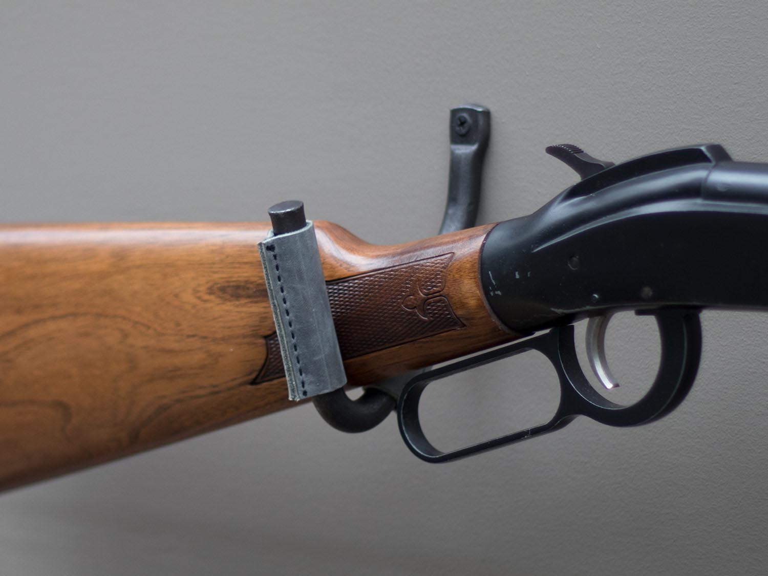 Handmade Wall Mount Gun Rack  Rifle, Shotgun or Pistol - Echo Hill Forge